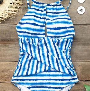 Cupshe swimsuit NWT